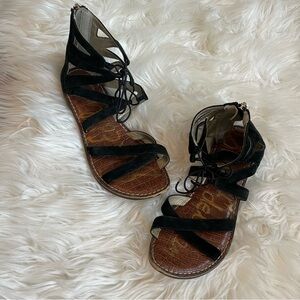 Sam Edelman Black Leather Strappy Lace Up Open Toed Flat Sandals | 6.5